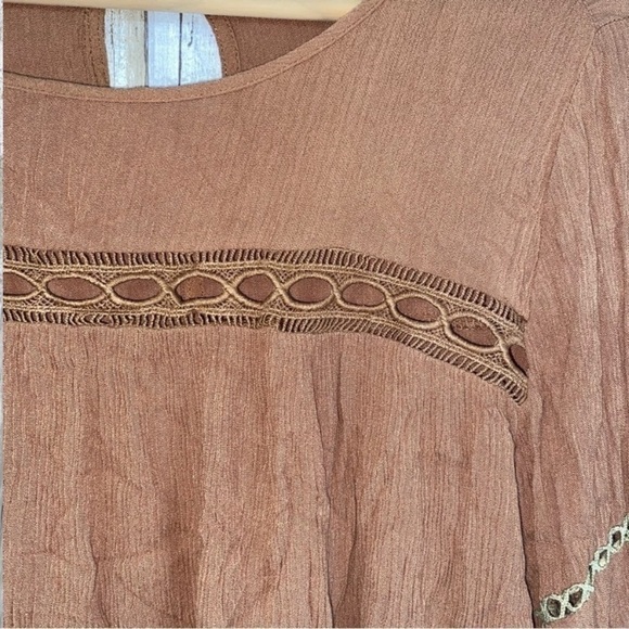 Jodifl Brown Wide Sleeve Blouse - Picture 4 of 6